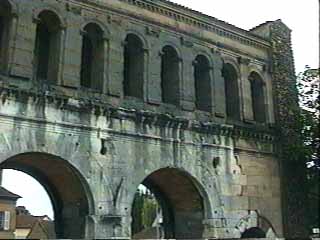 Autun Porte St Andre Close