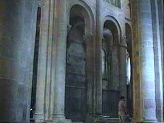 Conques Ste Foy Arcade